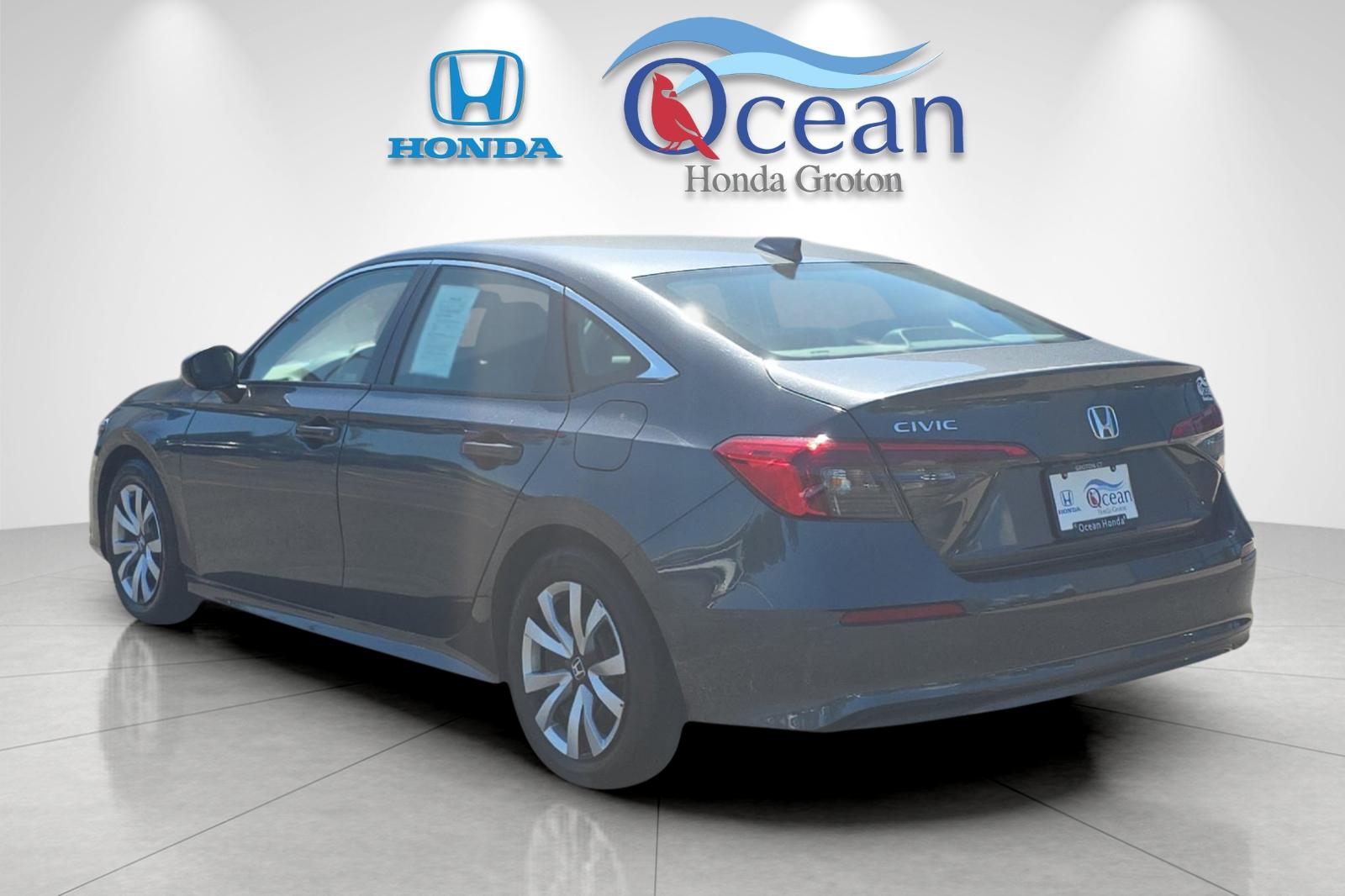 Used 2023 Meteorite Gray Metallic Honda LX image 5
