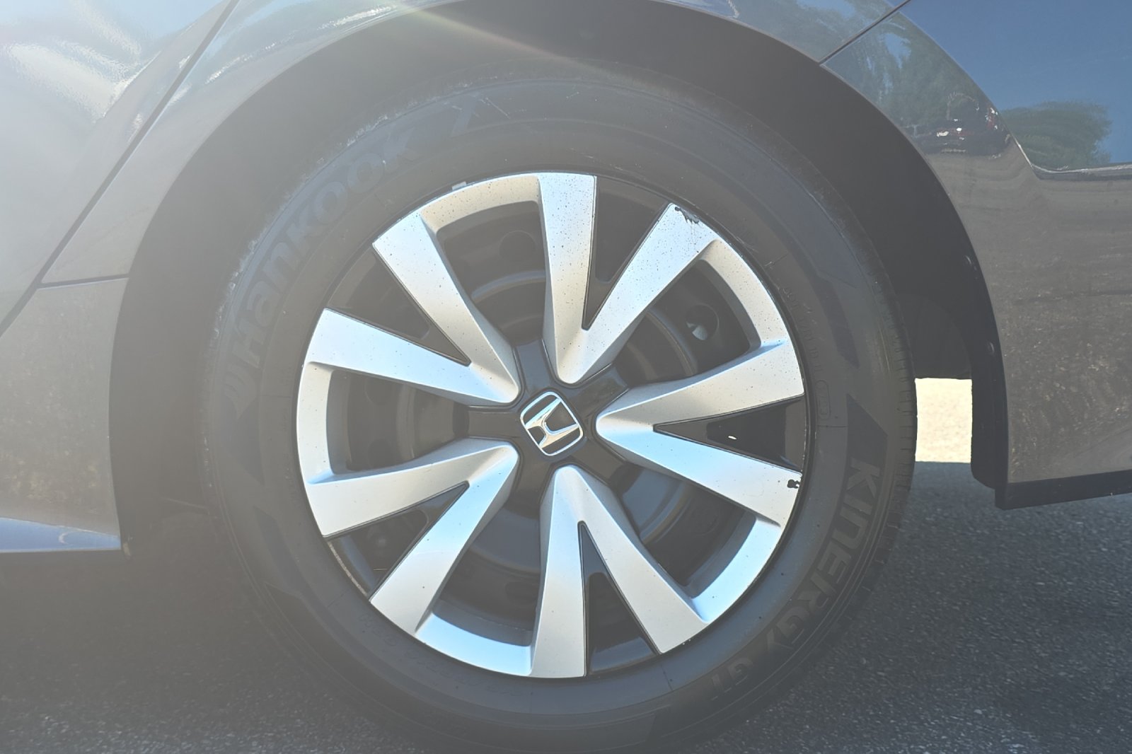 Used 2023 Meteorite Gray Metallic Honda LX image 25