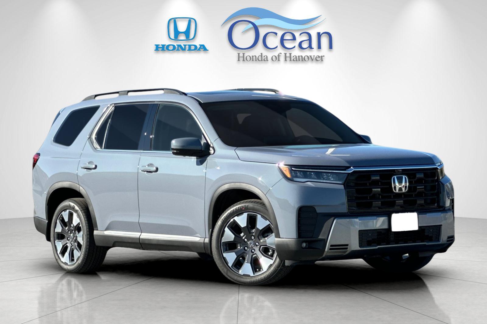 New 2026 Sonic Gray Pearl Honda Touring image 7
