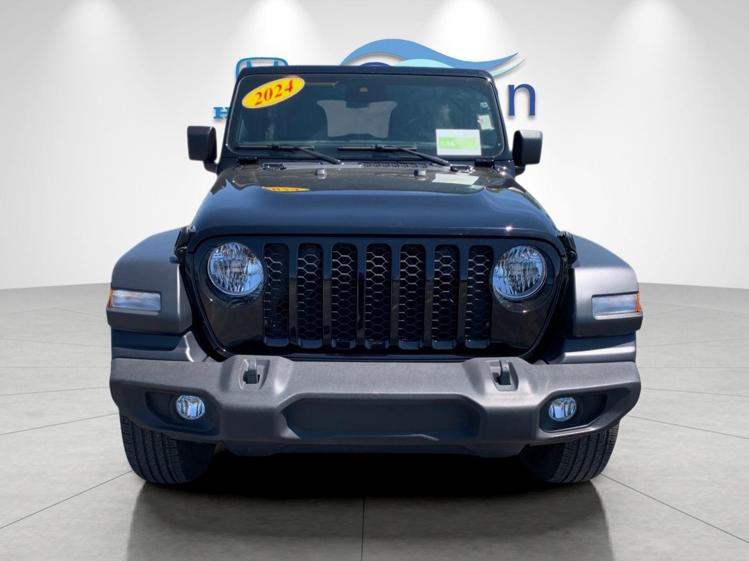 Used 2024 Black Clearcoat Jeep Sport S image 8