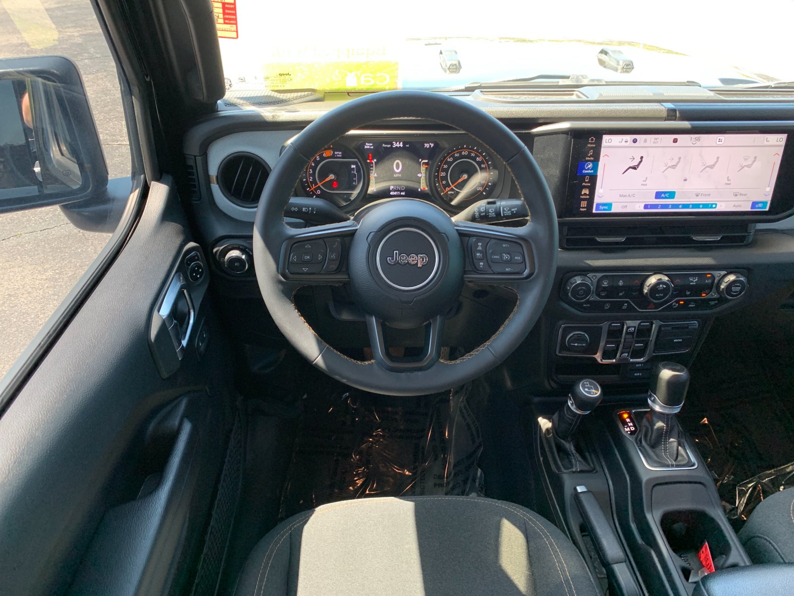 Used 2024 Black Clearcoat Jeep Sport S image 17
