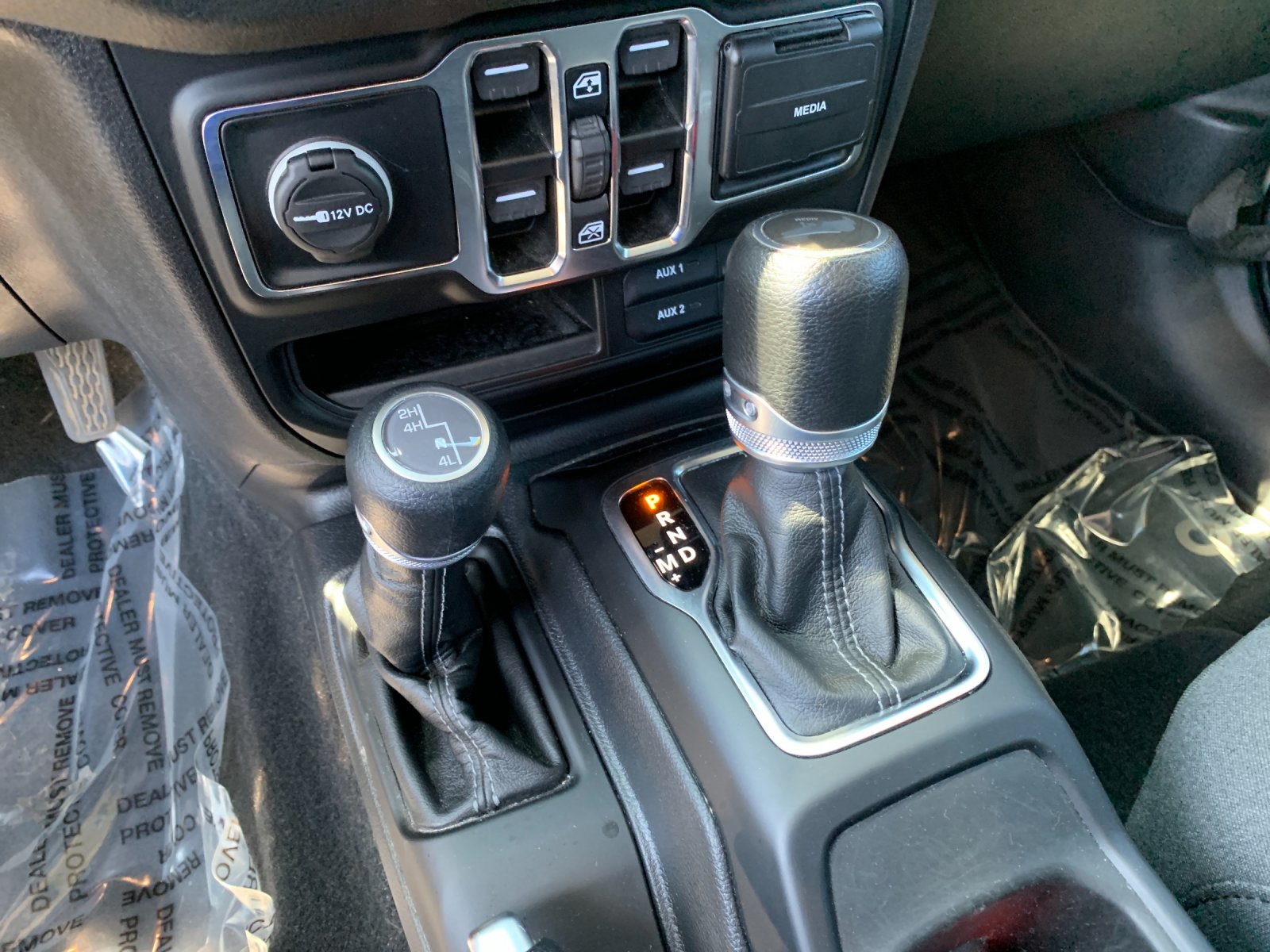 Used 2024 Black Clearcoat Jeep Sport S image 24