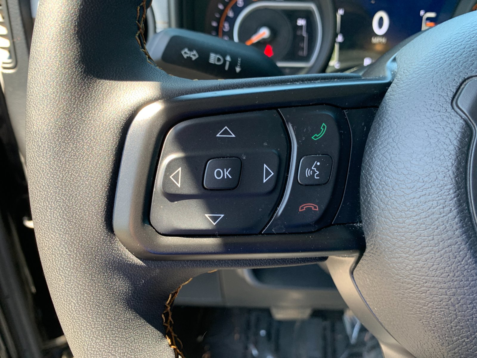 Used 2024 Black Clearcoat Jeep Sport S image 27