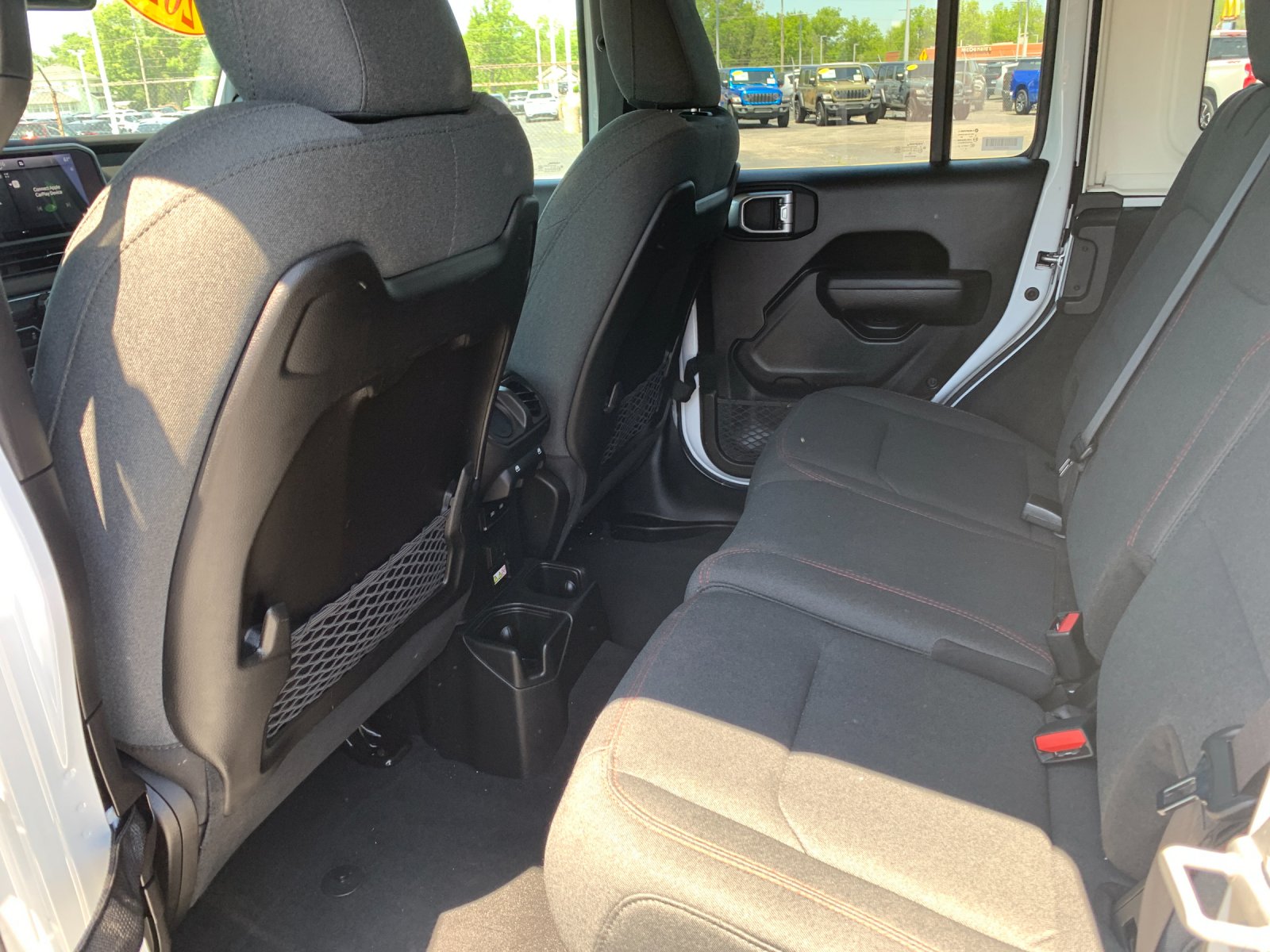 2025 Jeep Wrangler 4-Door Rubicon - Photo 14