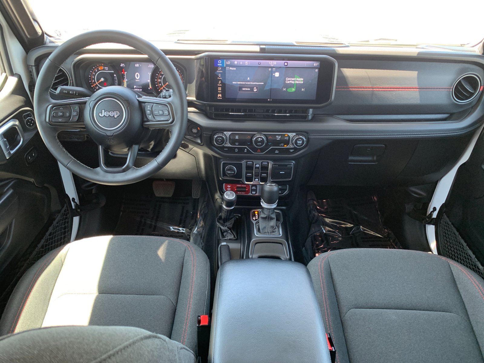 2025 Jeep Wrangler 4-Door Rubicon - Photo 16