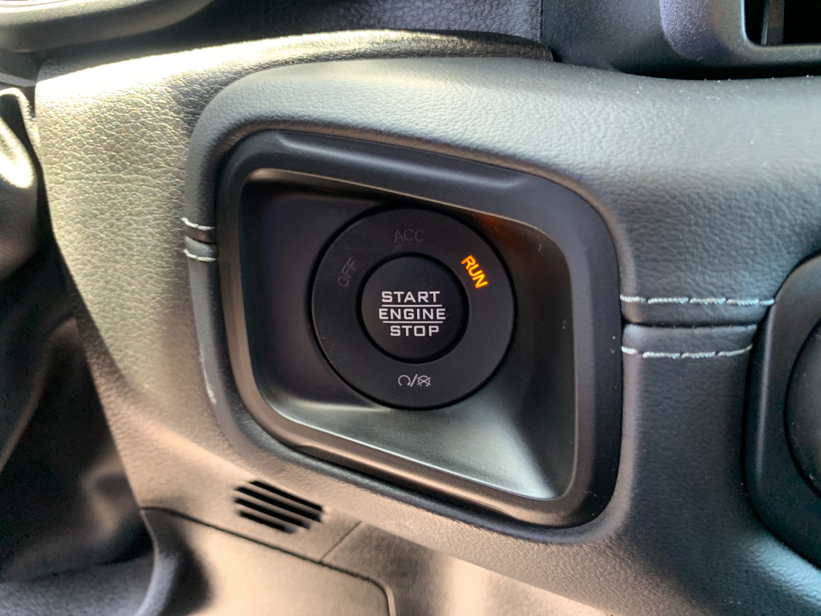2025 Jeep Wrangler 4-Door Rubicon - Photo 25