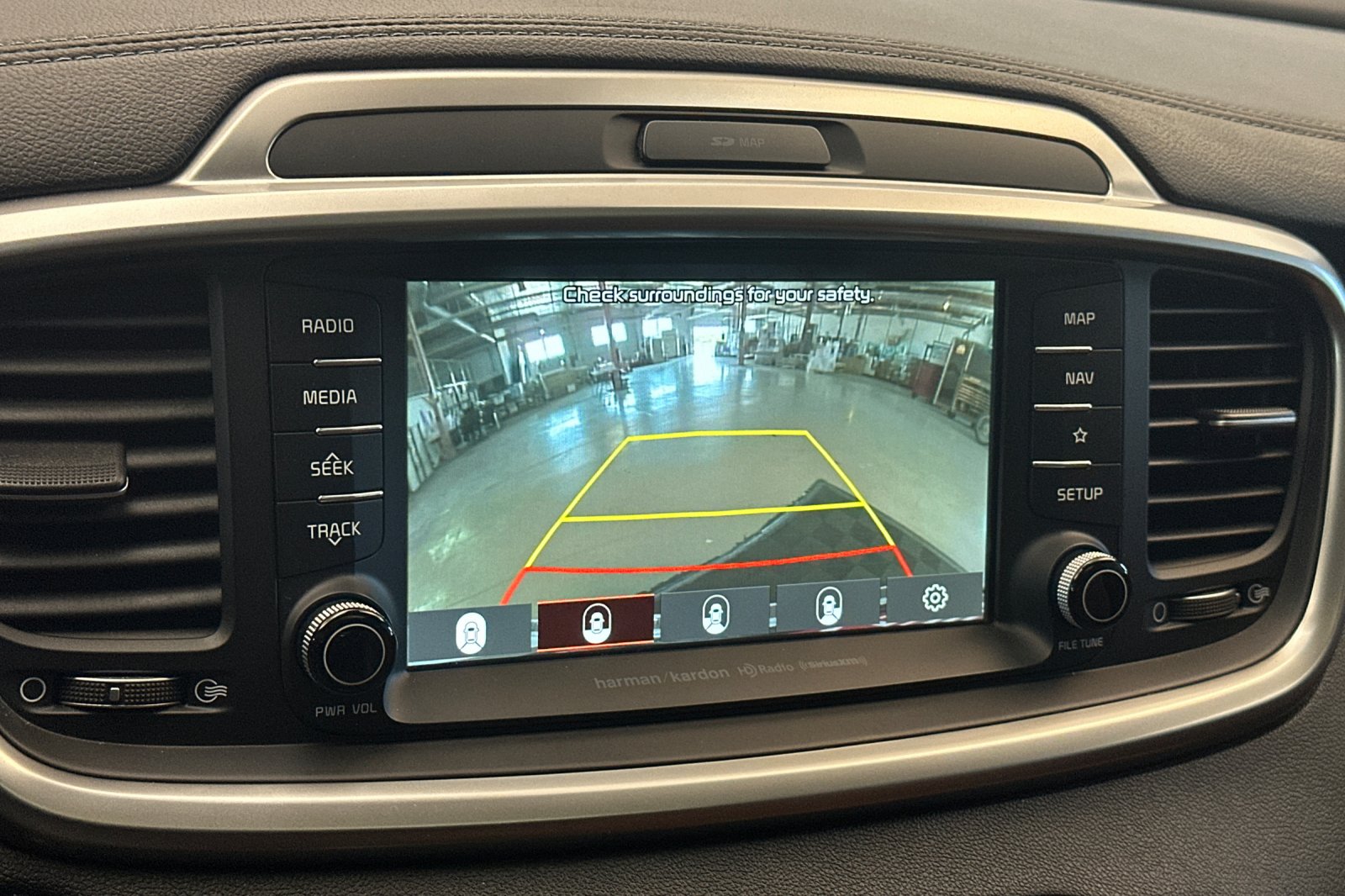 Used 2019 White Kia SX Limited image 20