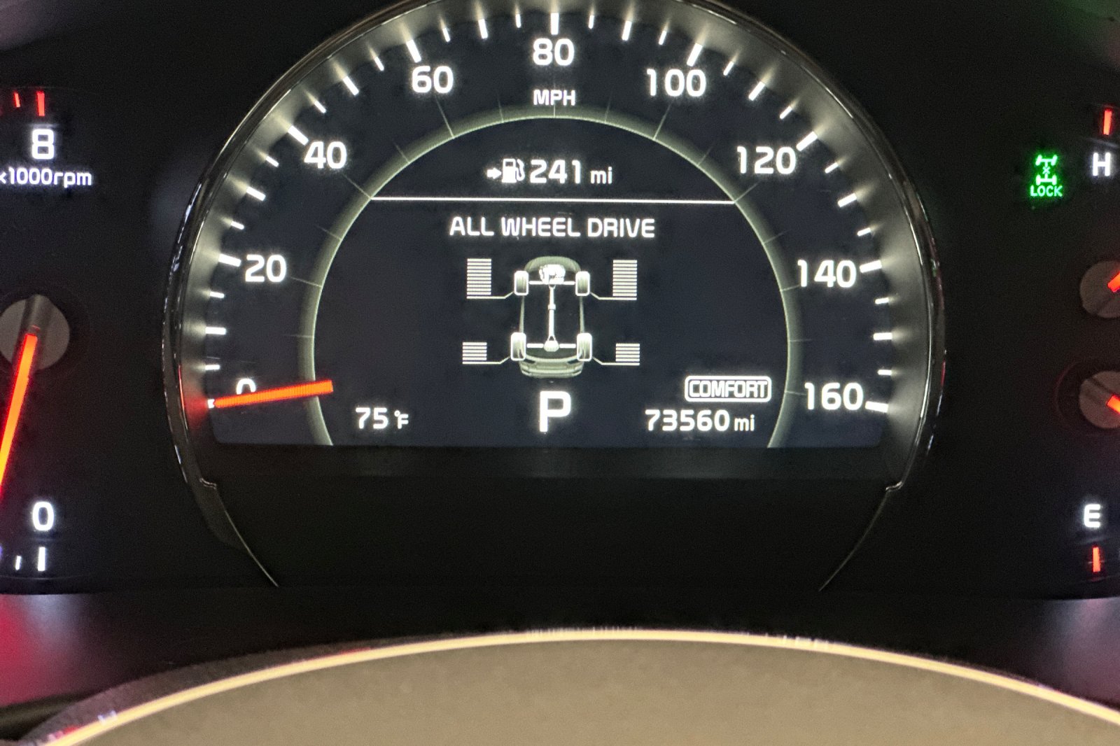 Used 2019 White Kia SX Limited image 28