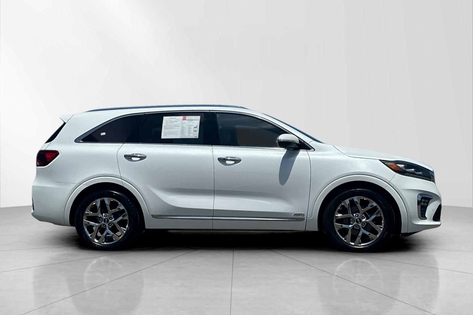 Used 2019 White Kia SX Limited image 7