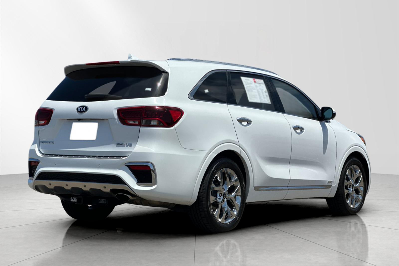 Used 2019 White Kia SX Limited image 6
