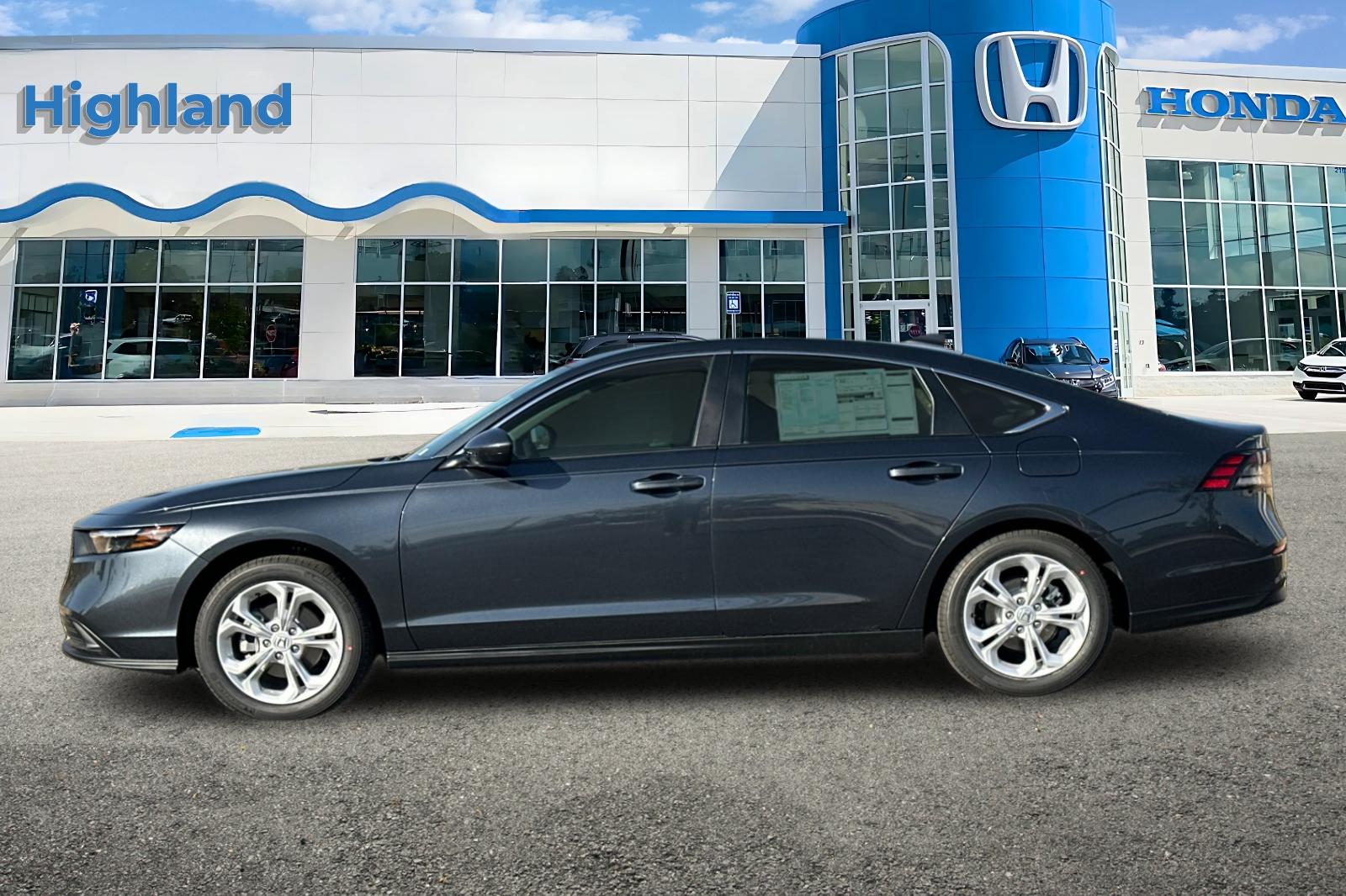 New 2026 Meteorite Gray Metallic Honda LX image 2