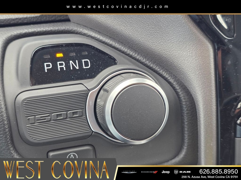New 2026 Diamond Black Crystal Pearl-Coat Exterior Paint RAM Big Horn/Lone Star image 17