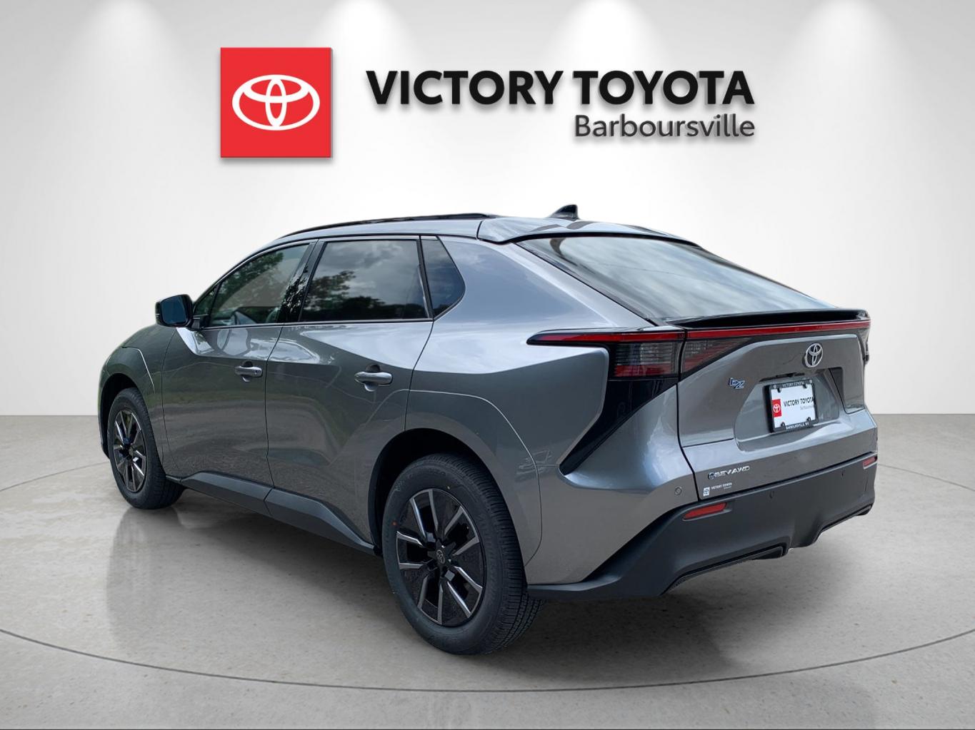 Certified Used 2026  Toyota XLE image 3