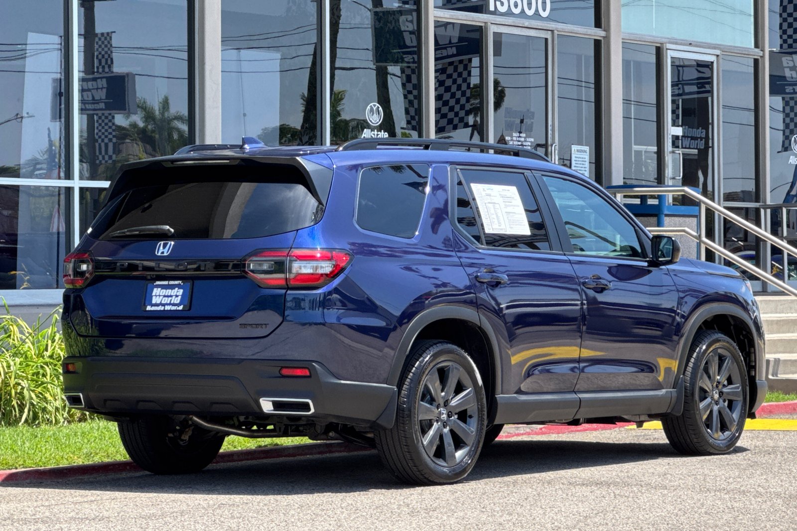 Certified Used 2025 Obsidian Blue Pearl Honda AWD Sport image 4
