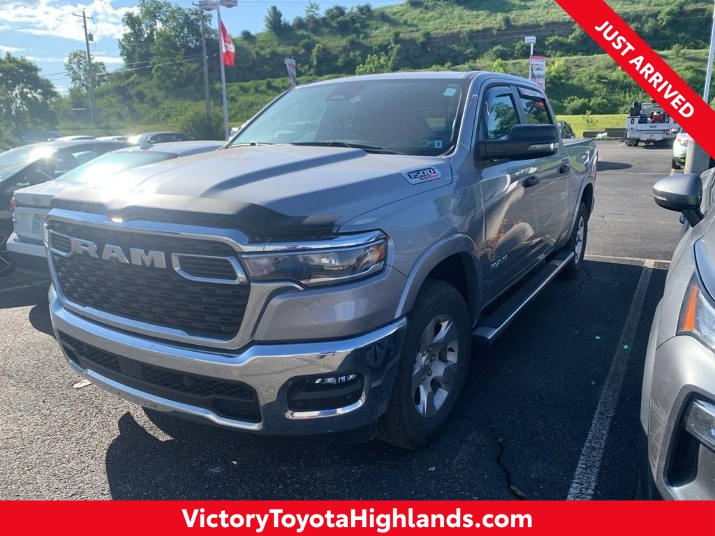 2025 Ram 1500 Big Horn/Lone Star