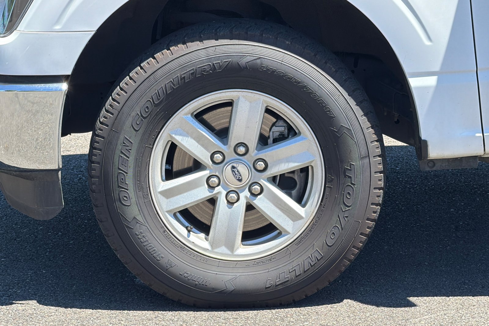 Used 2023 White Ford XLT image 23