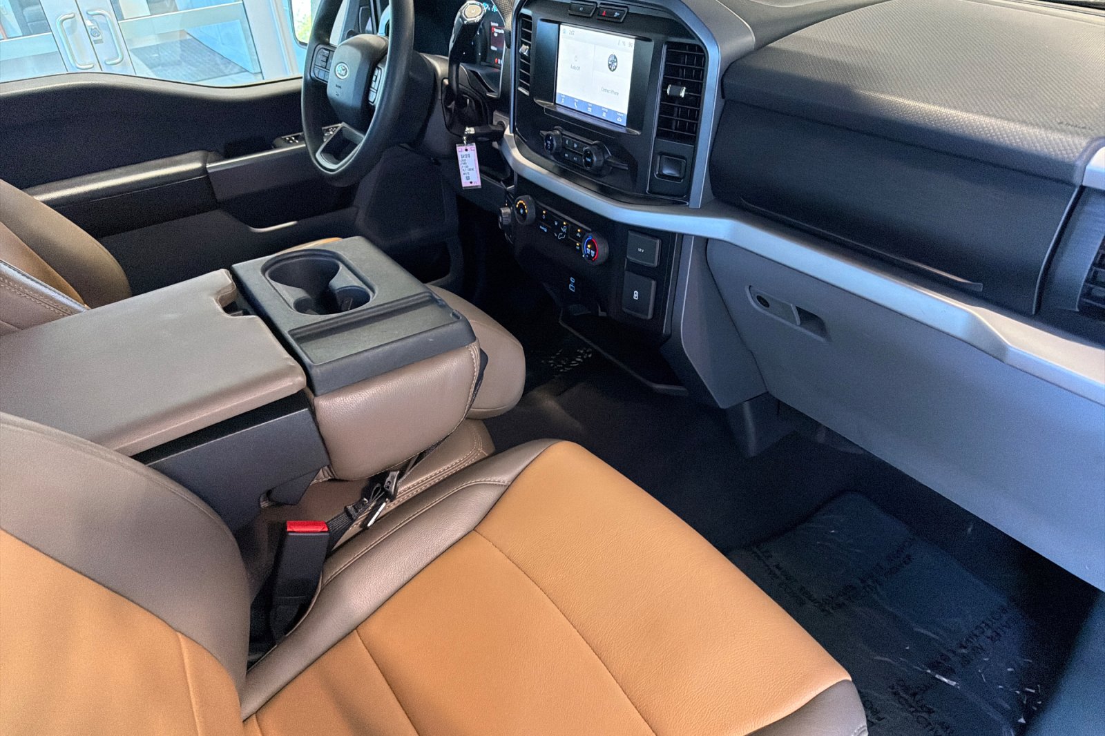 Used 2023 White Ford XLT image 15