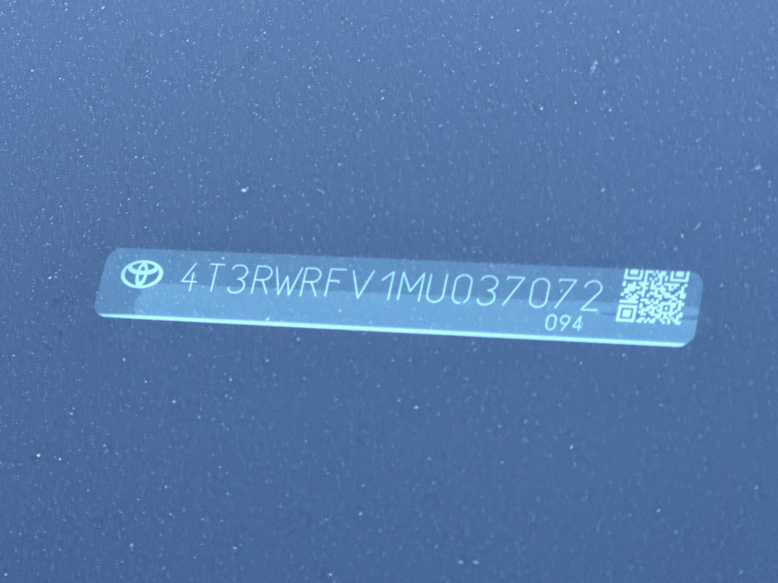 Used 2021 White Toyota XLE image 2
