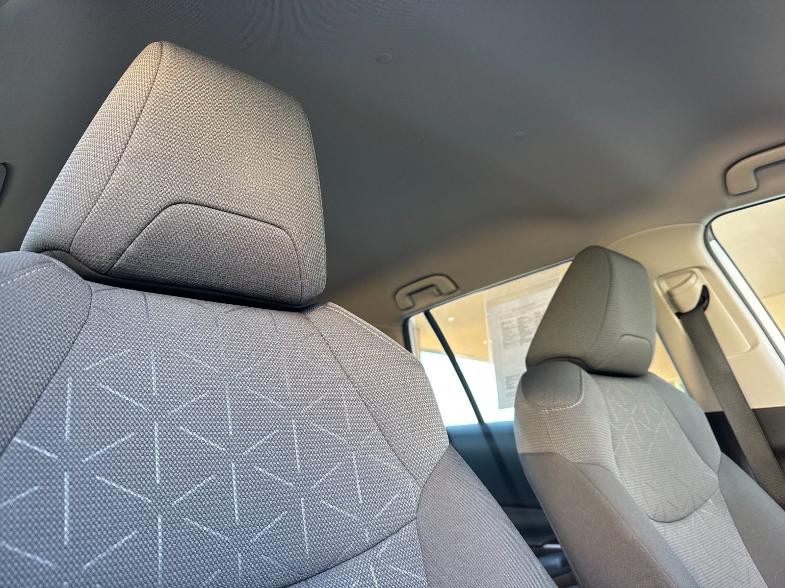 Used 2021 White Toyota XLE image 16