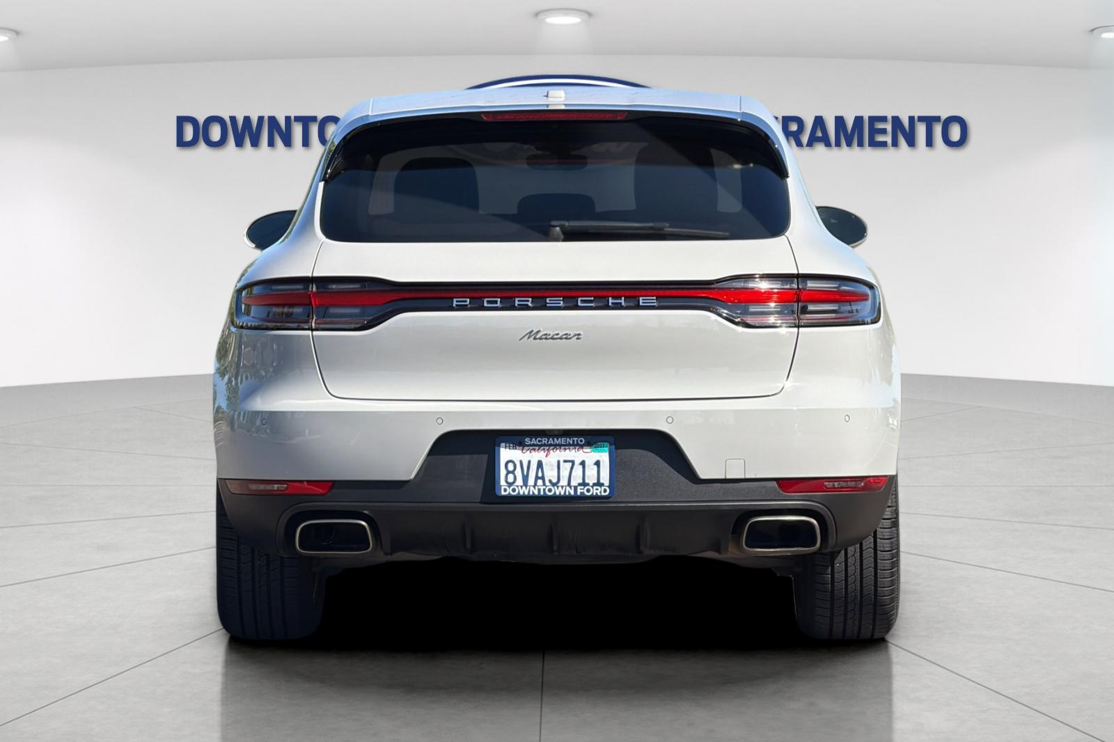 Used 2021 Chalk Porsche Base image 9
