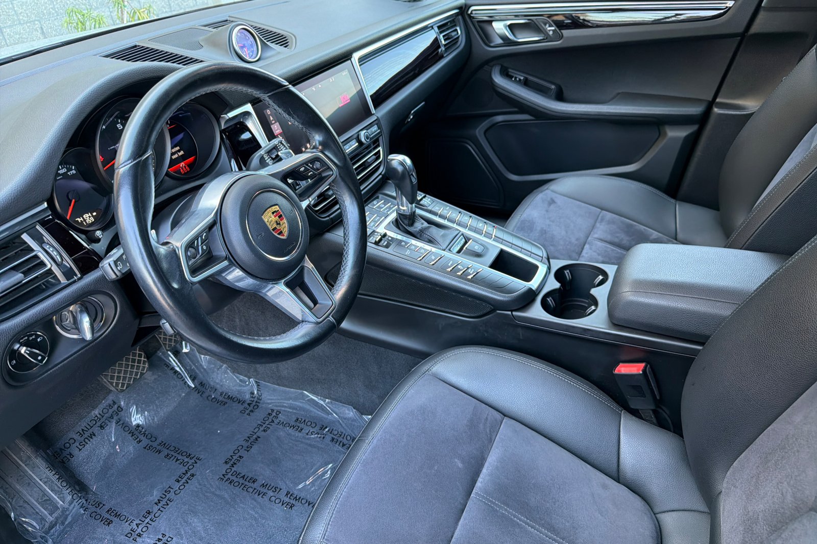 Used 2021 Chalk Porsche Base image 15