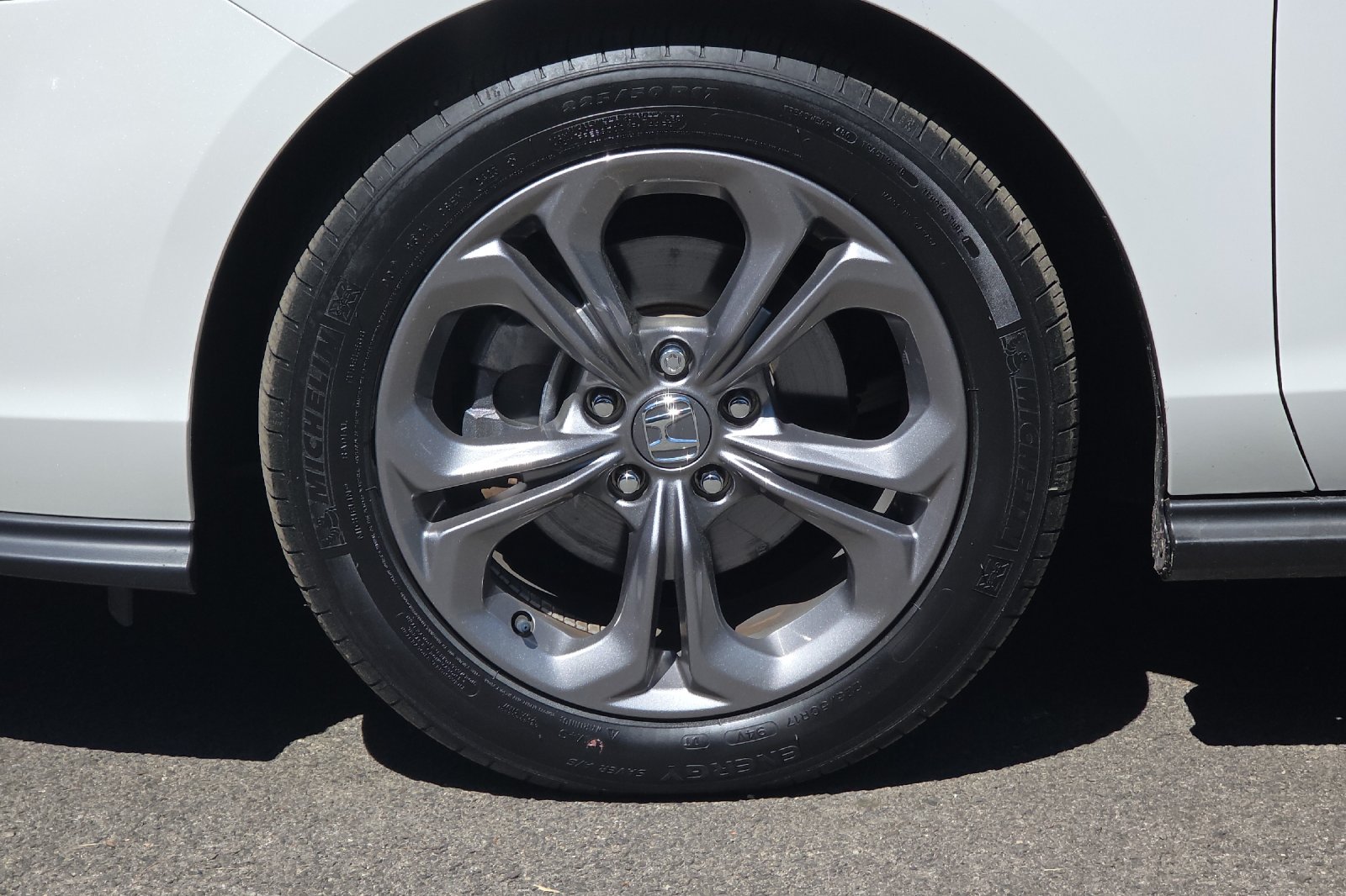 Used 2023  Honda EX image 24