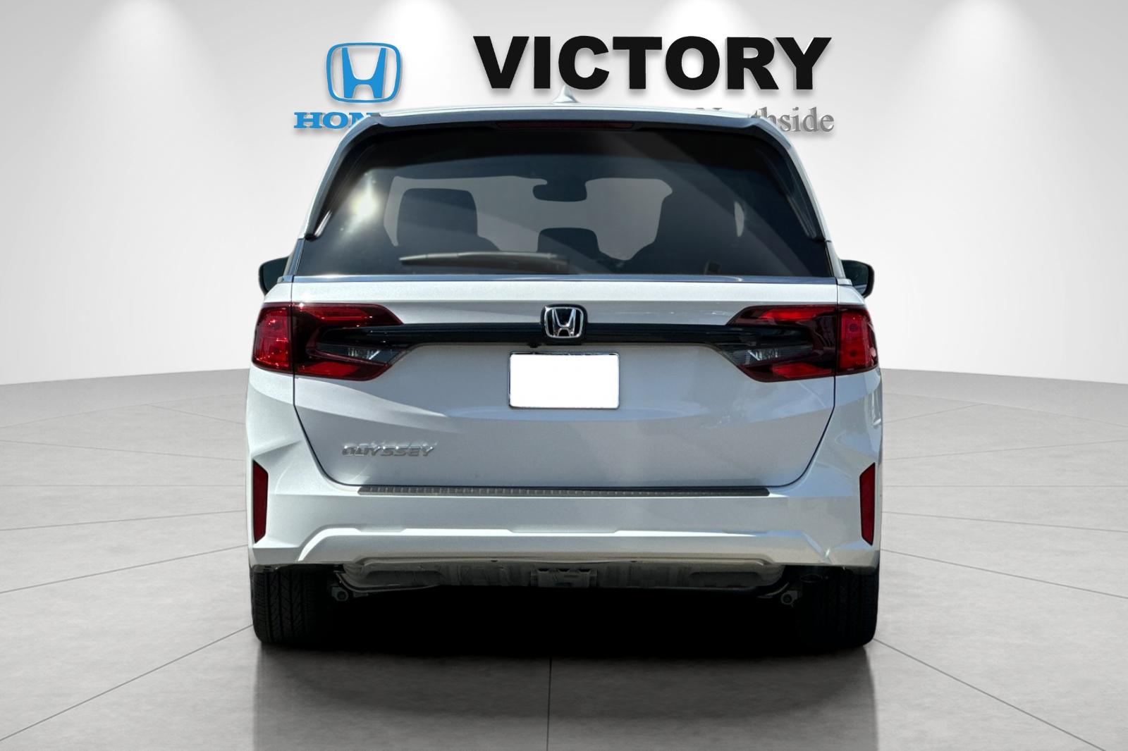 New 2026 Silver Honda EX-L image 4
