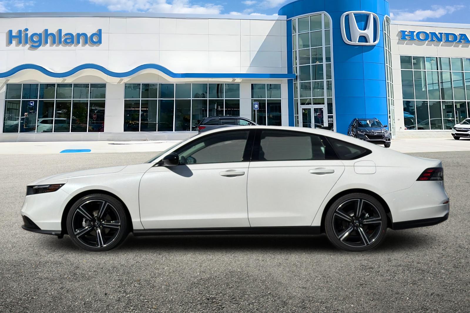 New 2026 Platinum White Pearl Honda SE image 2
