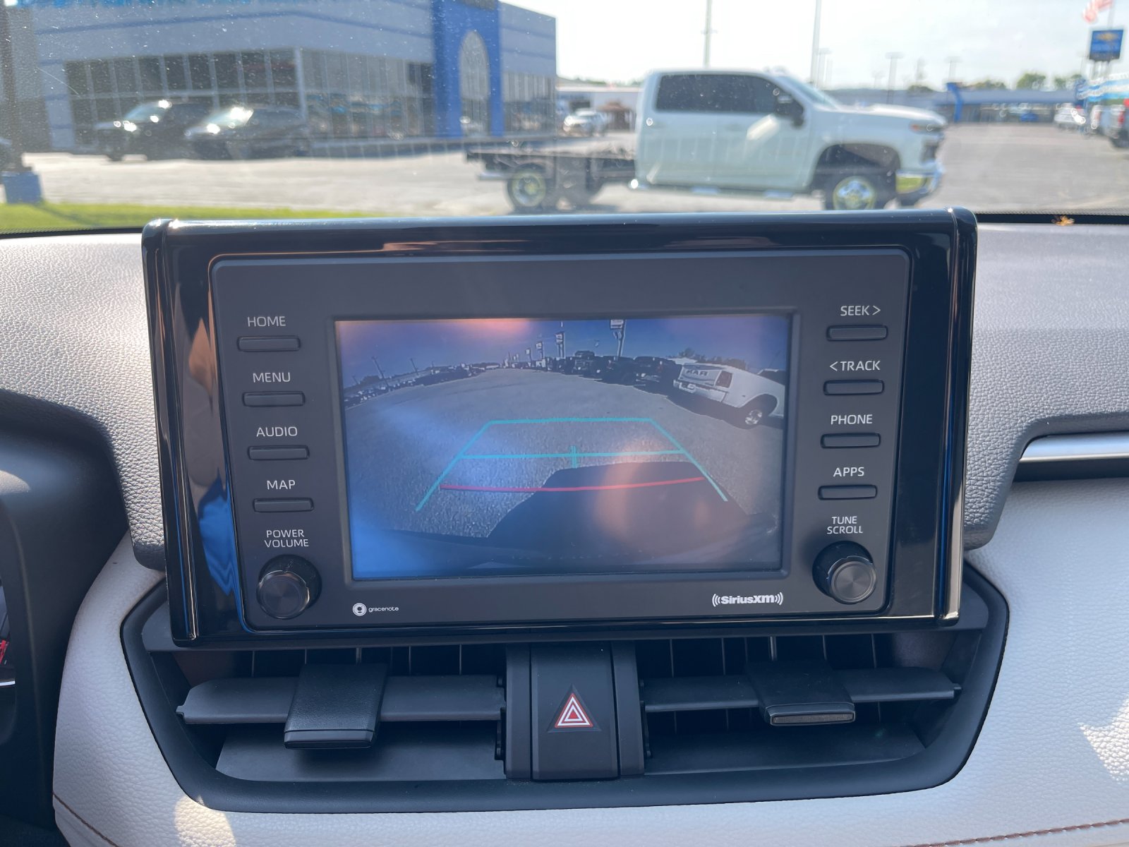 Used 2021 Silver Toyota XLE image 21
