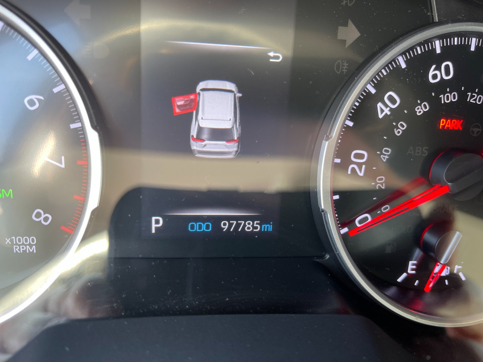 Used 2021 Silver Toyota XLE image 29