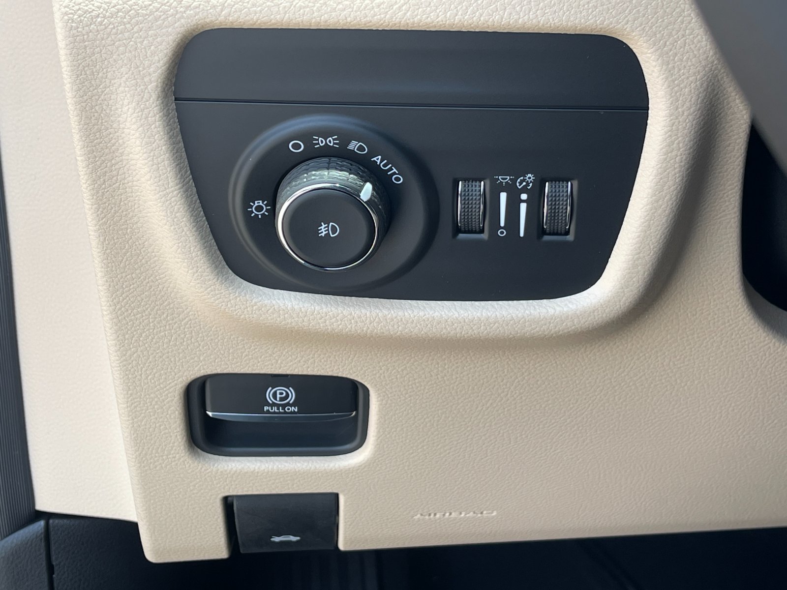 New 2026 Steel Blue Exterior Paint Jeep Limited image 31