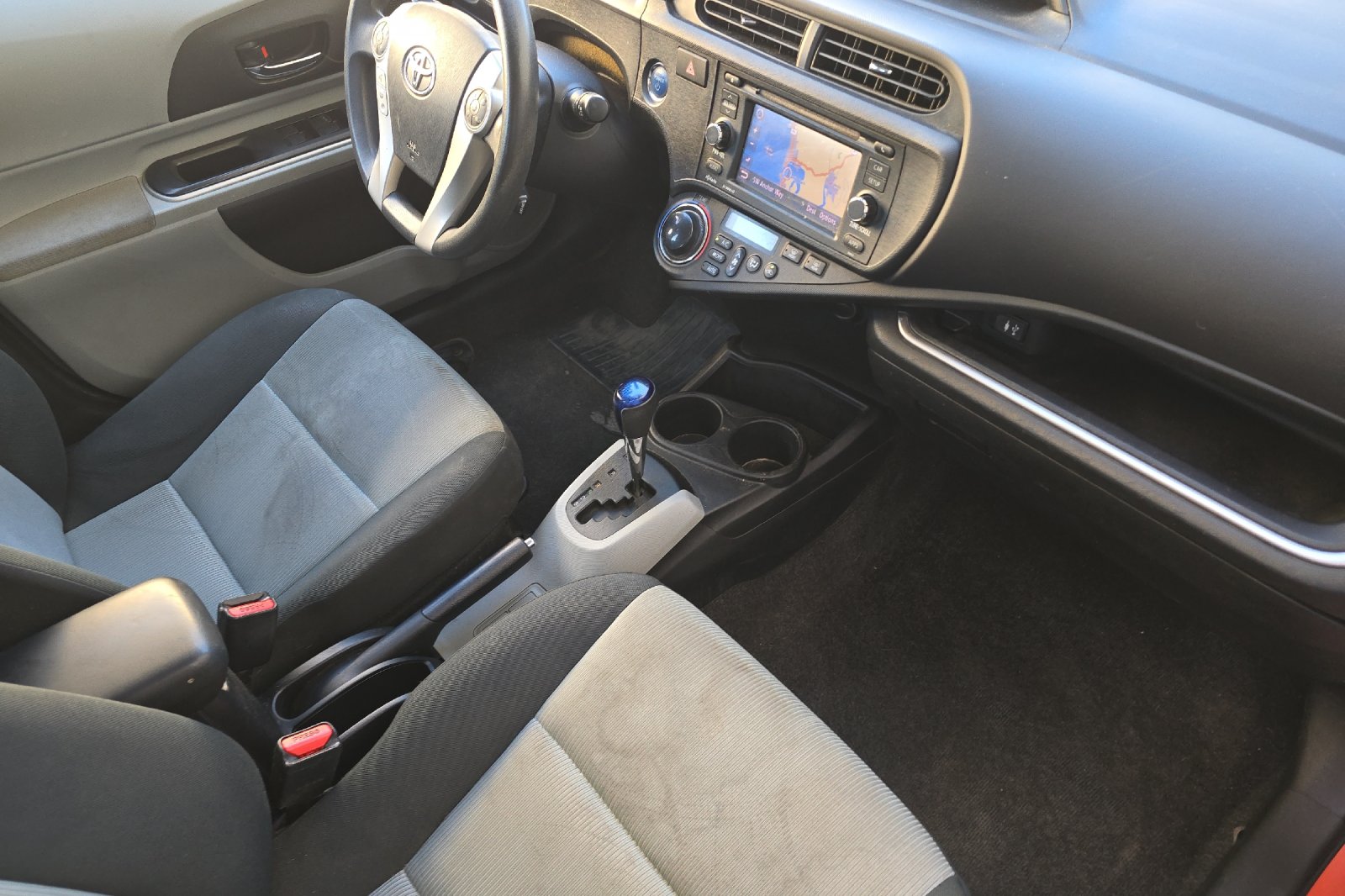 Used 2014 Orange Toyota Three image 13