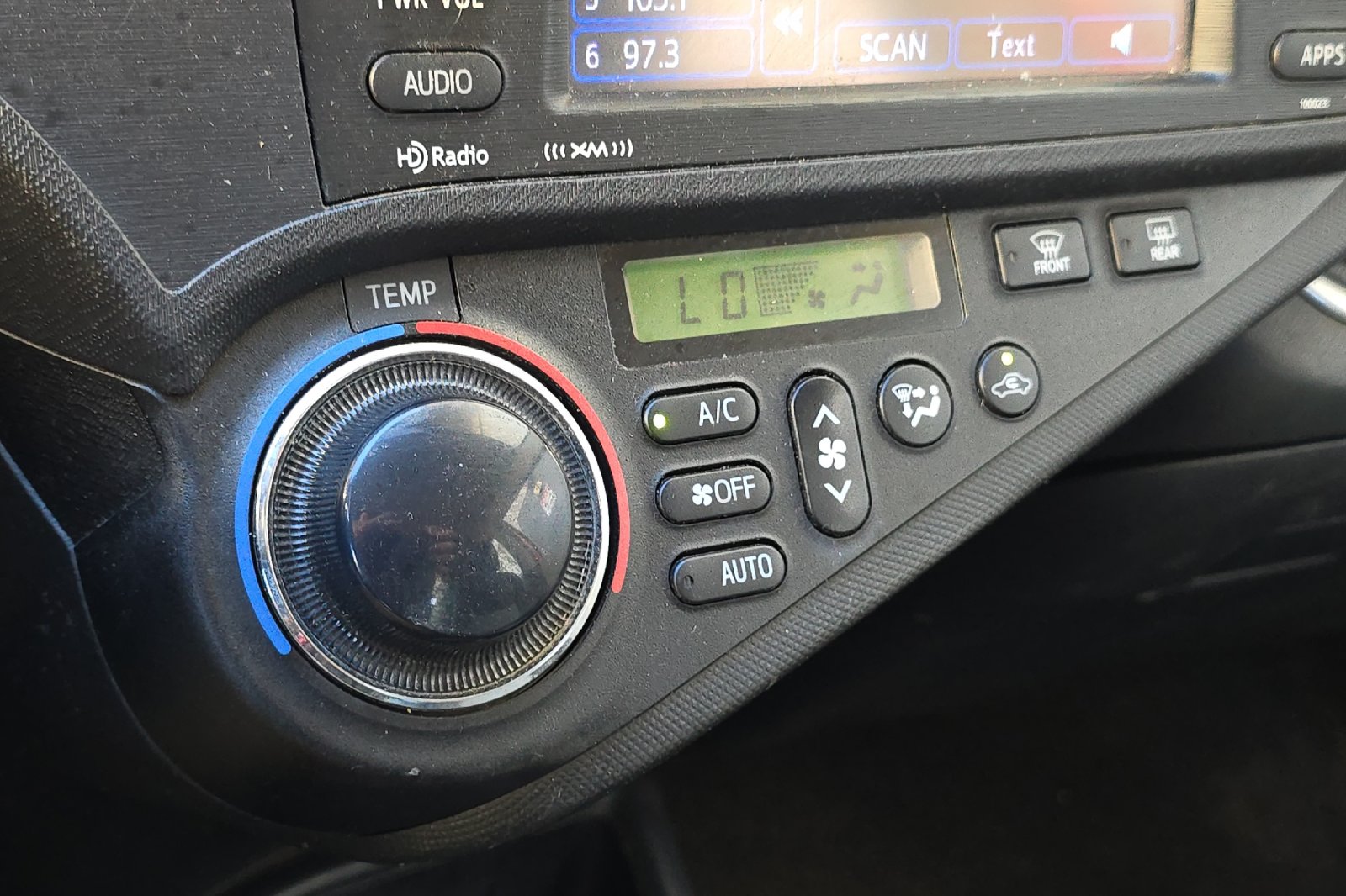 Used 2014 Orange Toyota Three image 17