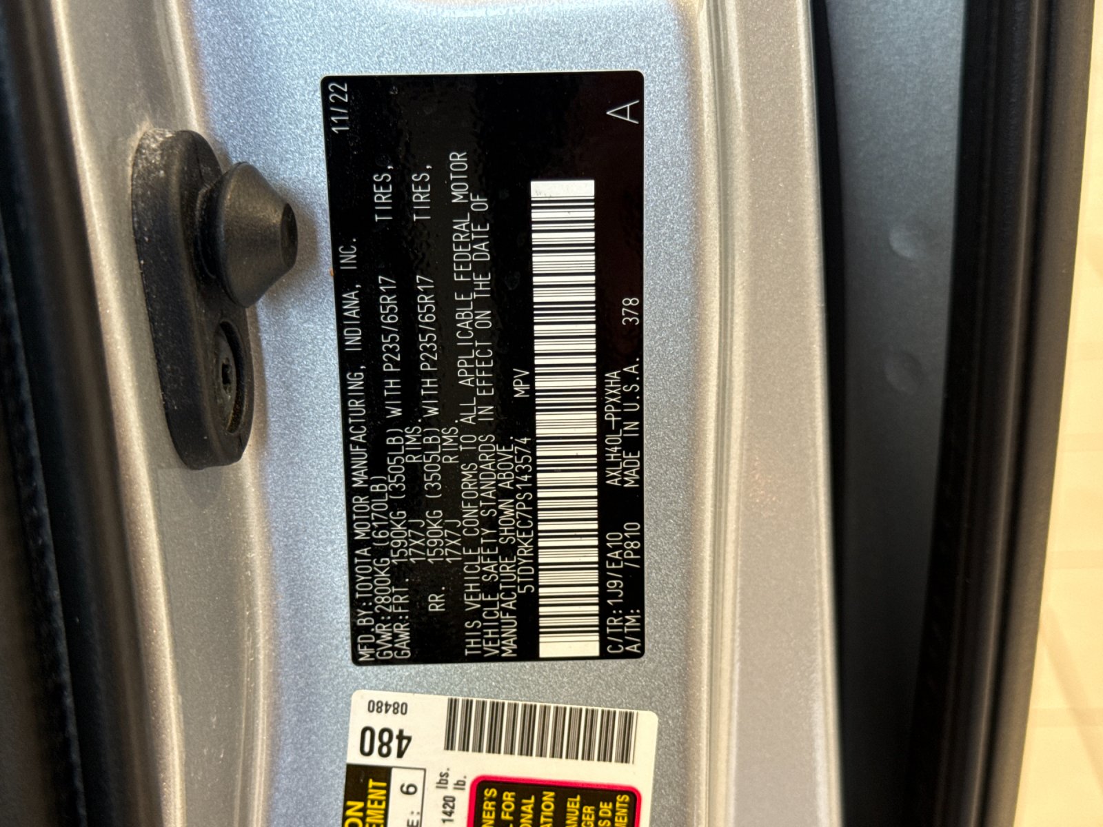 Used 2023 Silver Toyota XLE image 16