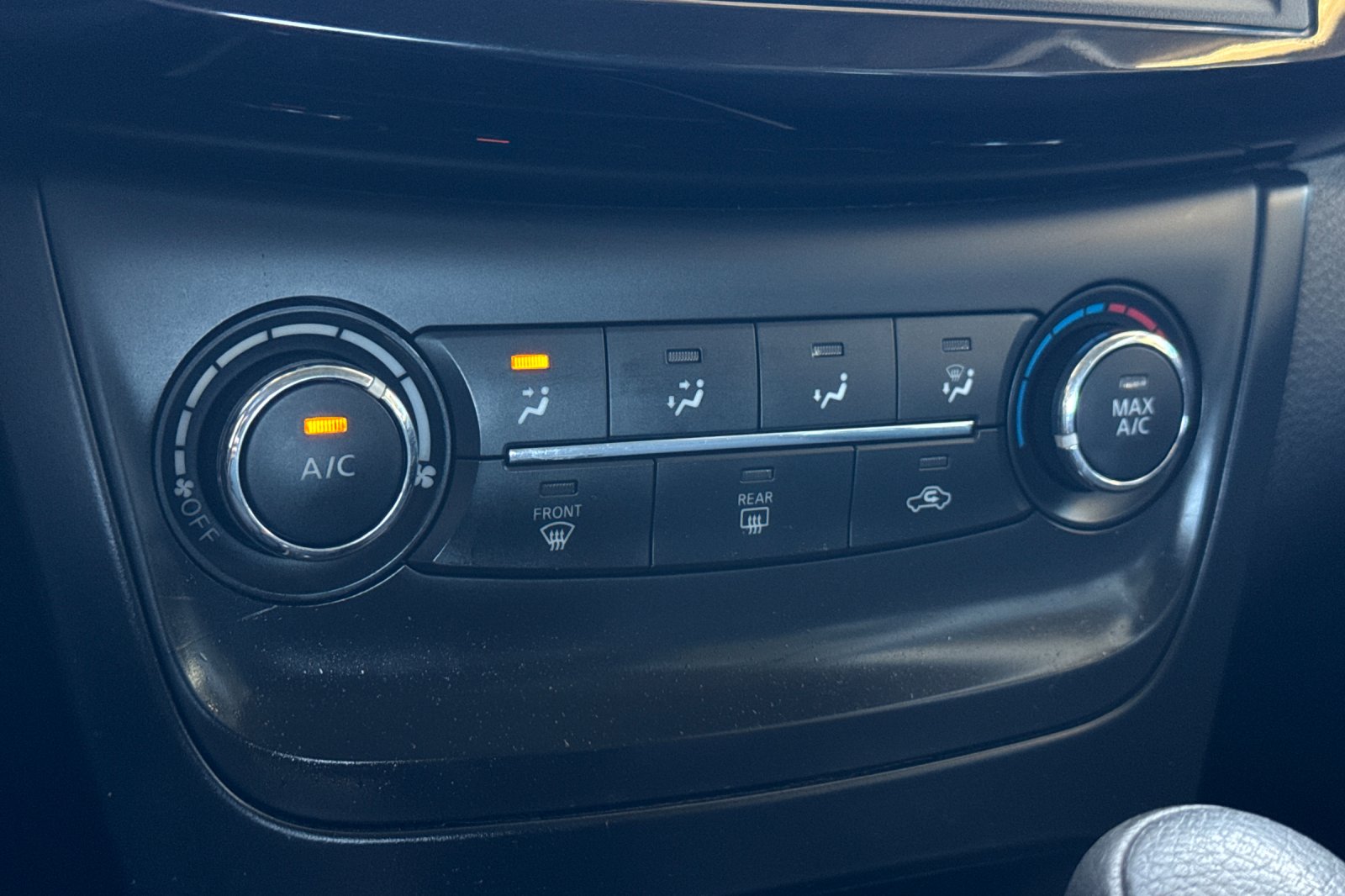 Used 2019 Gun Metallic Nissan S image 19