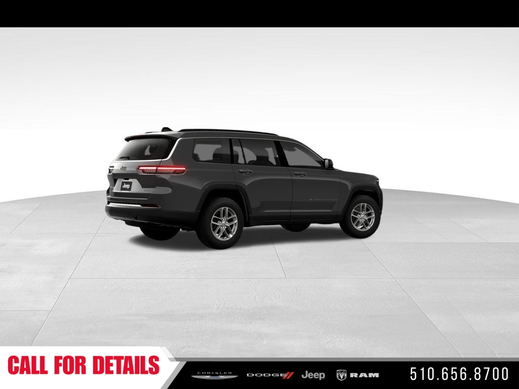 New 2026 Baltic Gray Metallic Clear-Coat Exterior Paint Jeep Laredo image 8