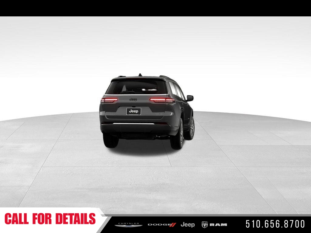 New 2026 Baltic Gray Metallic Clear-Coat Exterior Paint Jeep Laredo image 14