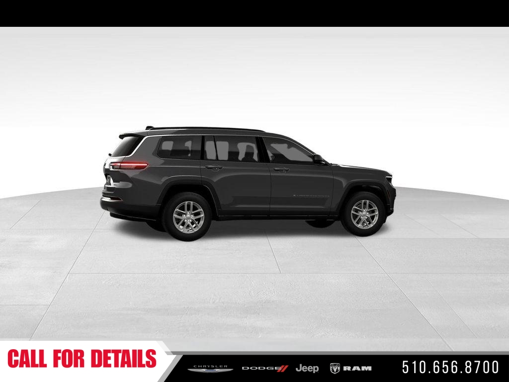 New 2026 Baltic Gray Metallic Clear-Coat Exterior Paint Jeep Laredo image 15