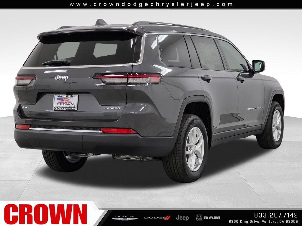 New 2026 Baltic Gray Metallic Clear-Coat Exterior Paint Jeep Laredo image 26