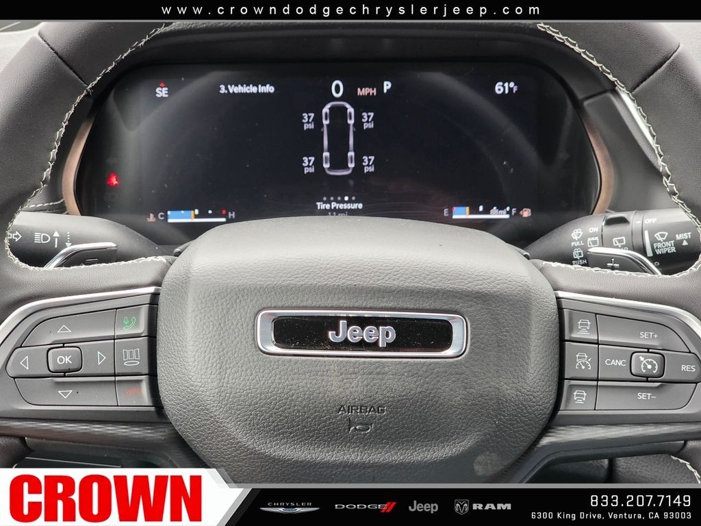 New 2026 Baltic Gray Metallic Clear-Coat Exterior Paint Jeep Laredo image 46