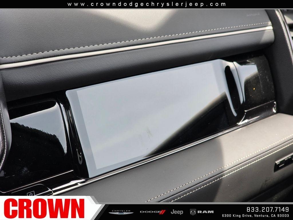 New 2026 Diamond Black Crystal Pearl-Coat Exterior Paint RAM Limited image 40