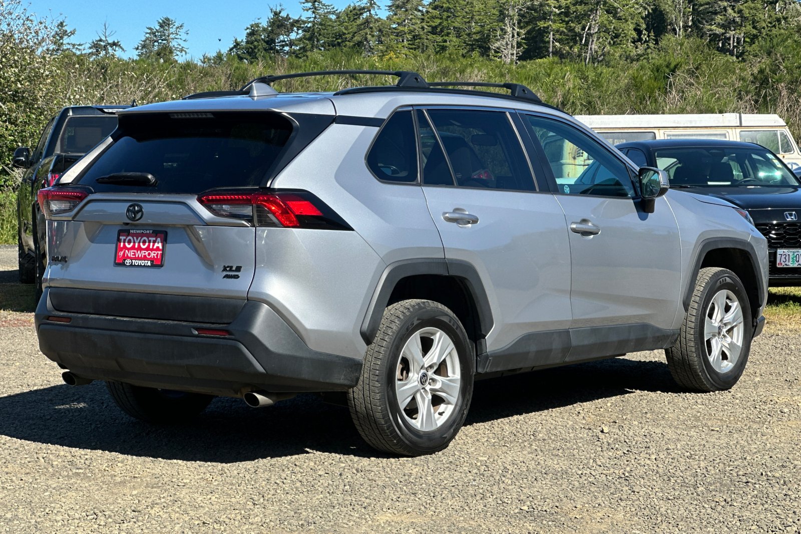 Used 2021 Silver Toyota XLE image 4