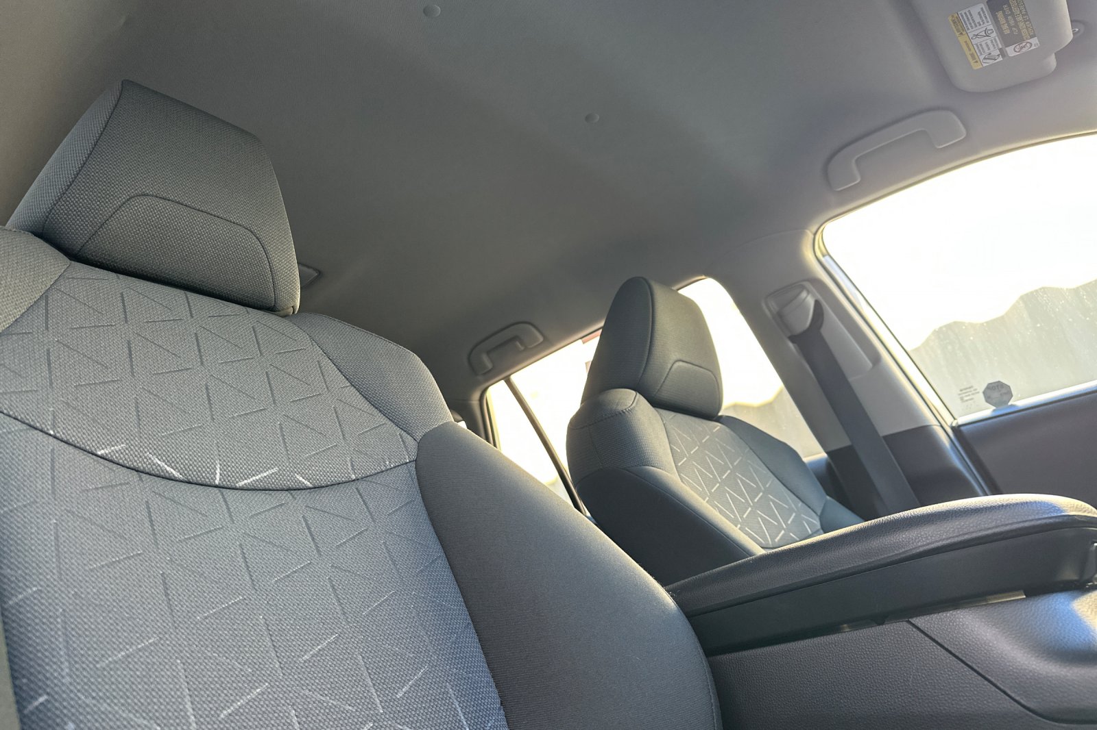 Used 2021 Silver Toyota XLE image 14