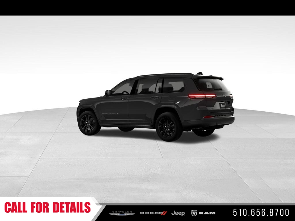 New 2026 Baltic Gray Metallic Clear-Coat Exterior Paint Jeep Limited image 4