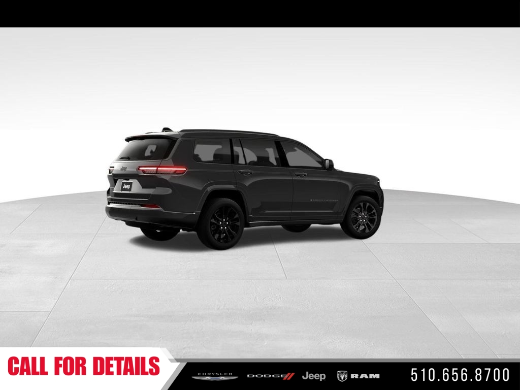 New 2026 Baltic Gray Metallic Clear-Coat Exterior Paint Jeep Limited image 8