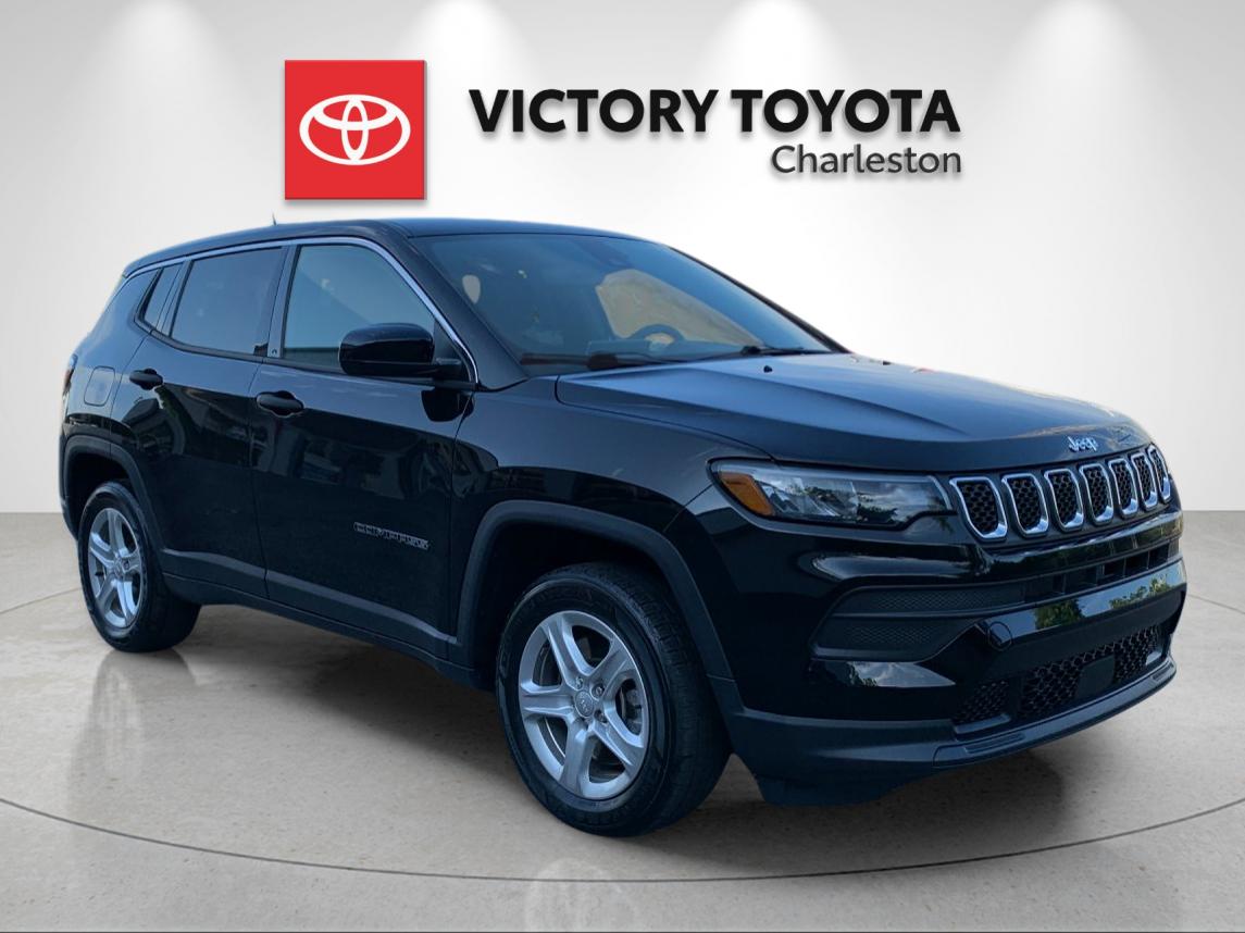 Used 2023 Black Jeep Sport image 5