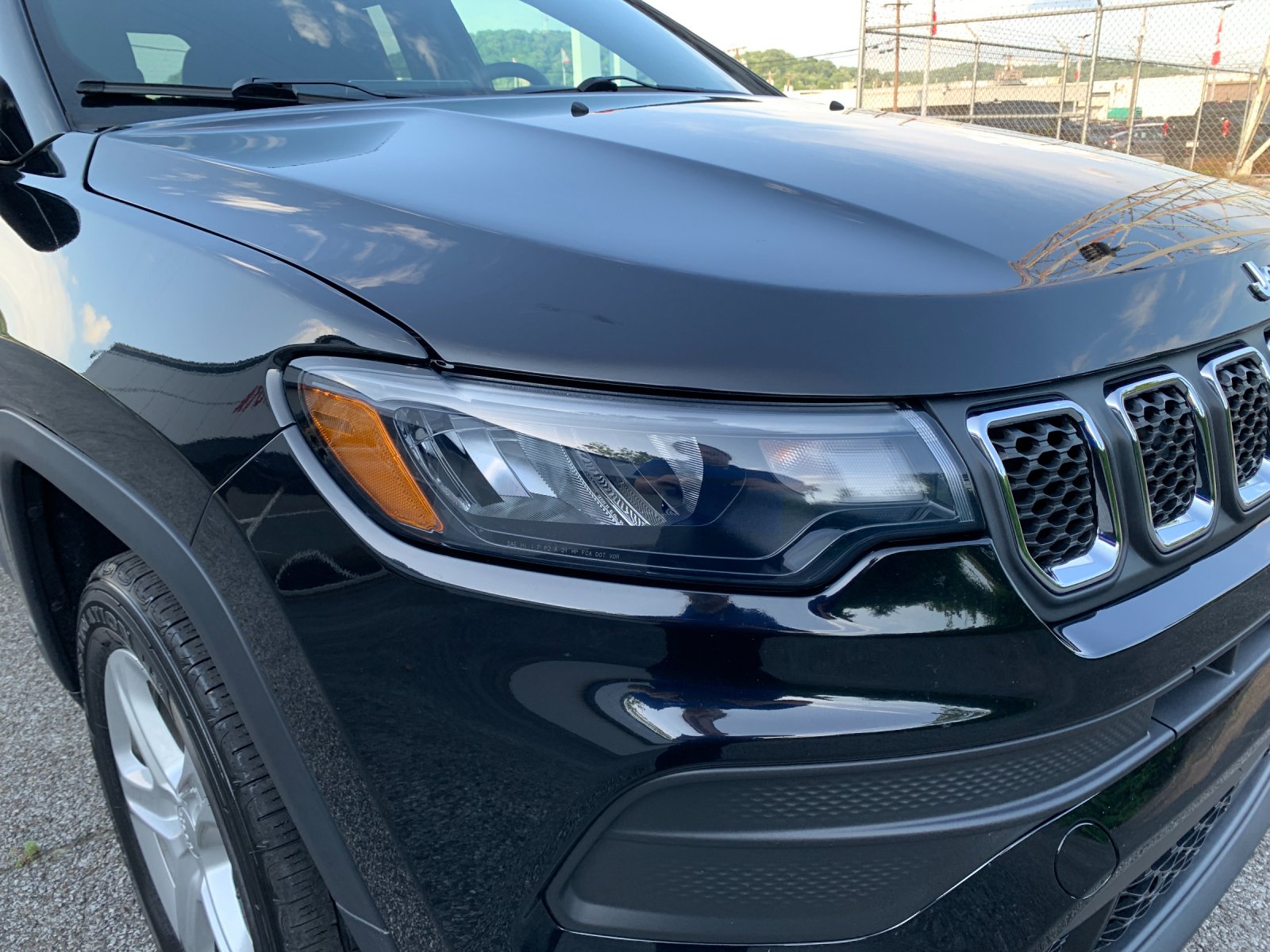 Used 2023 Black Jeep Sport image 34