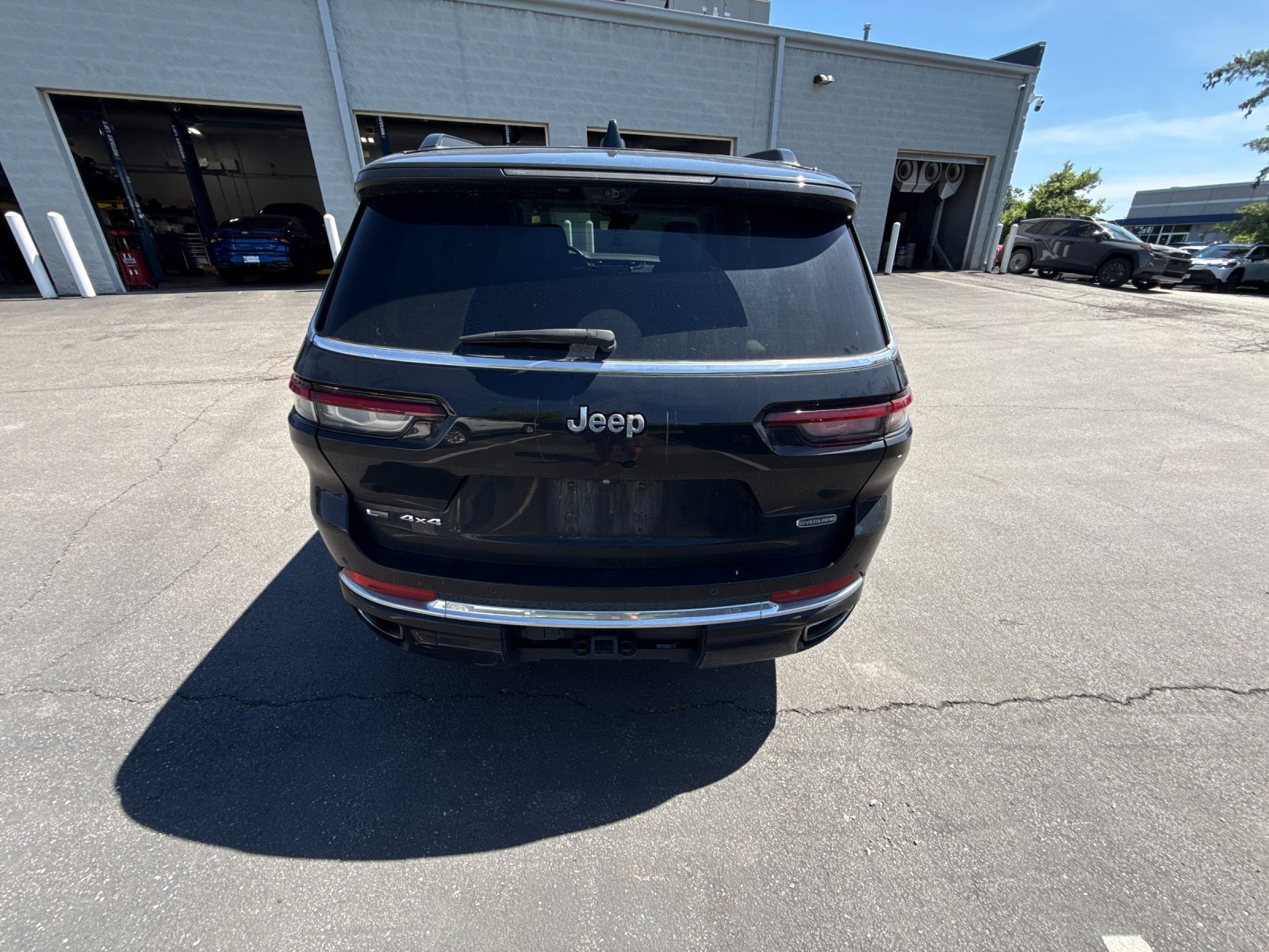 Used 2021 Black Jeep Overland image 2