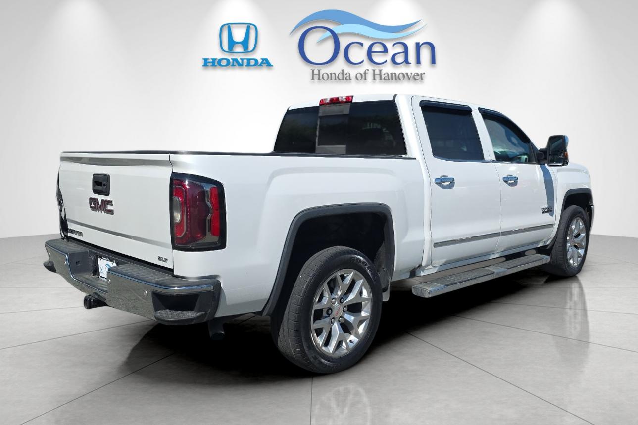 Used 2018 White Frost Tricoat GMC SLT image 3