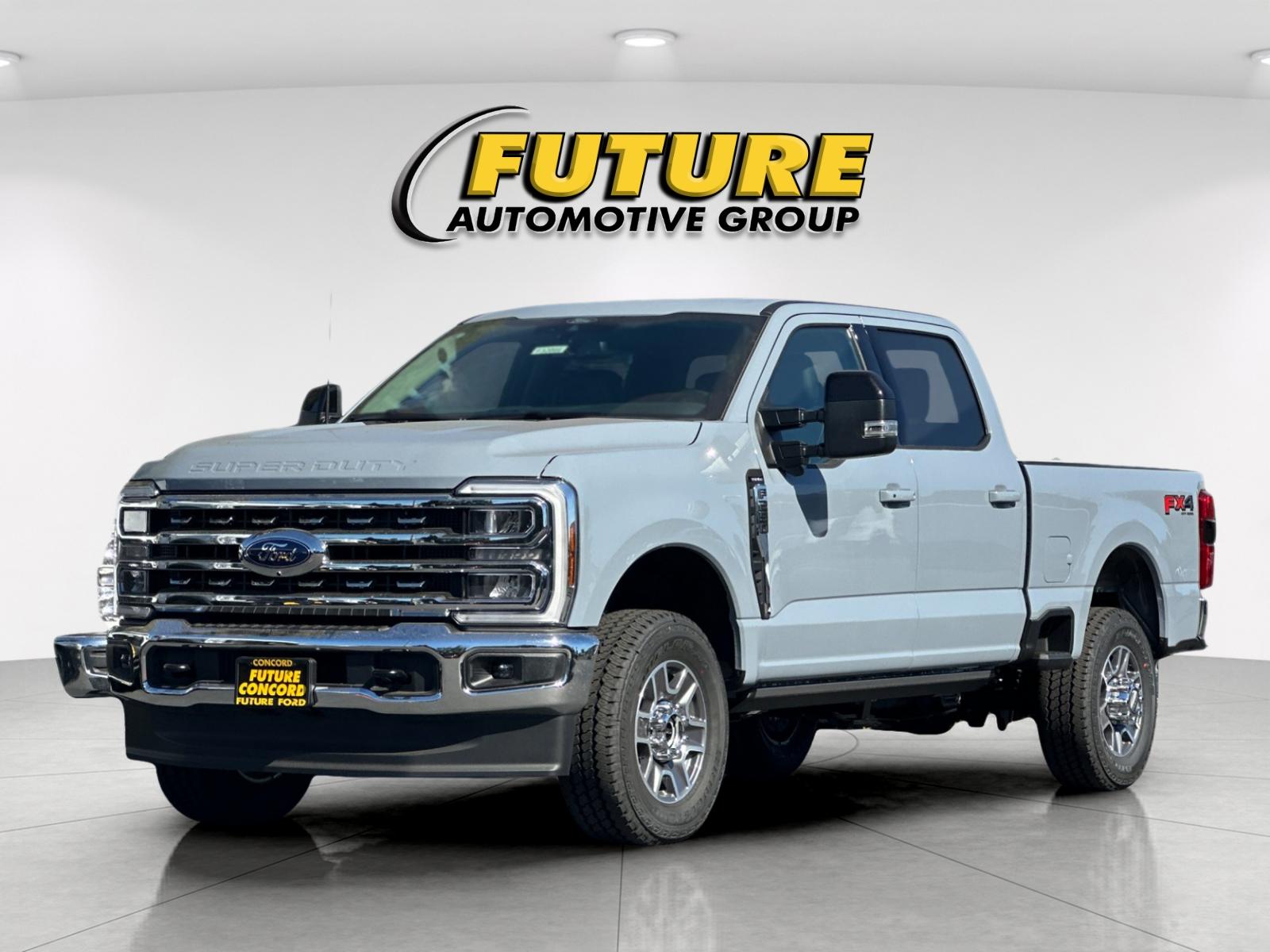 New 2026 Glacier Gray Metallic Tri-Coat Ford F-250® Lariat® image 7